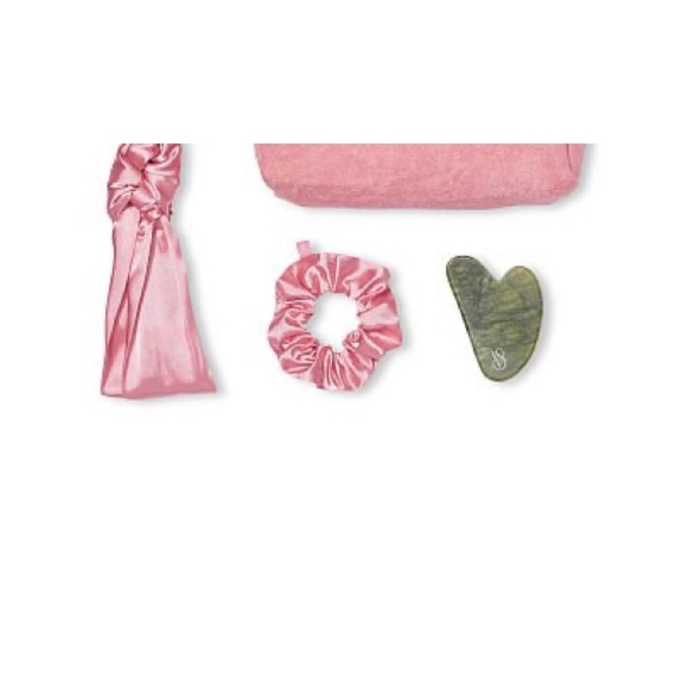 Victoria’s Secret Self Care Kit - New W/Tags